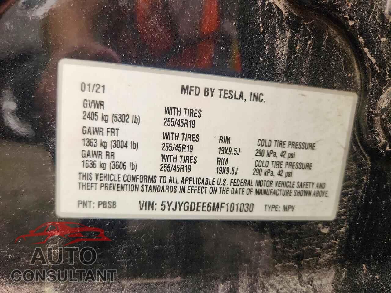 TESLA MODEL Y 2021 - 5YJYGDEE6MF101030