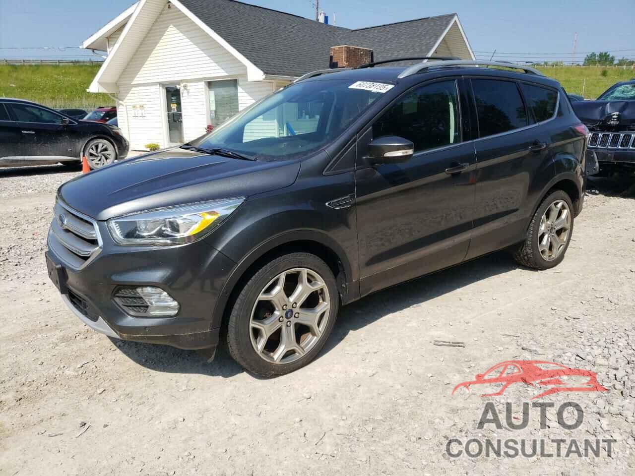 FORD ESCAPE 2017 - 1FMCU9J96HUA37203