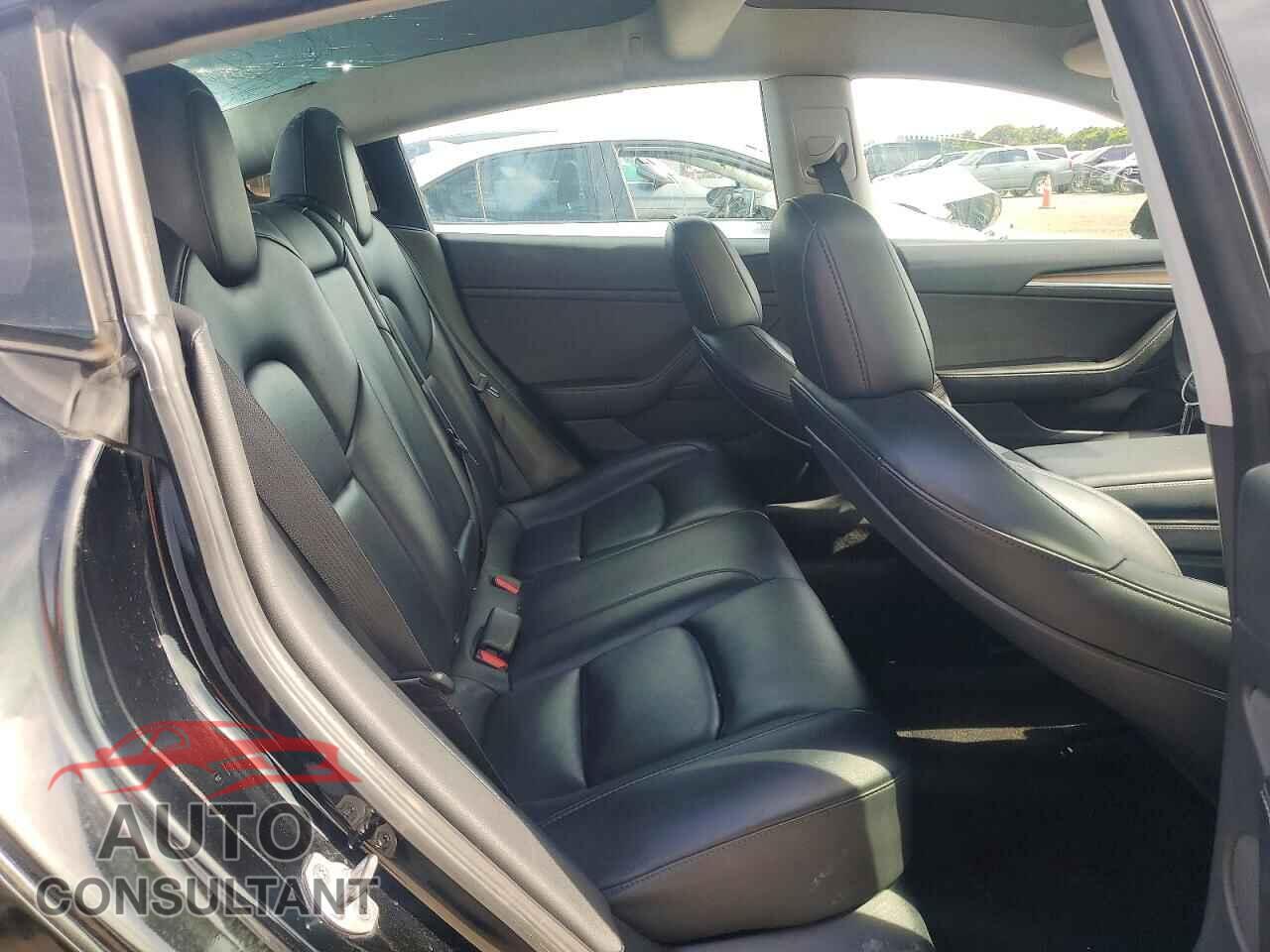 TESLA MODEL 3 2023 - 5YJ3E1EA0PF456887