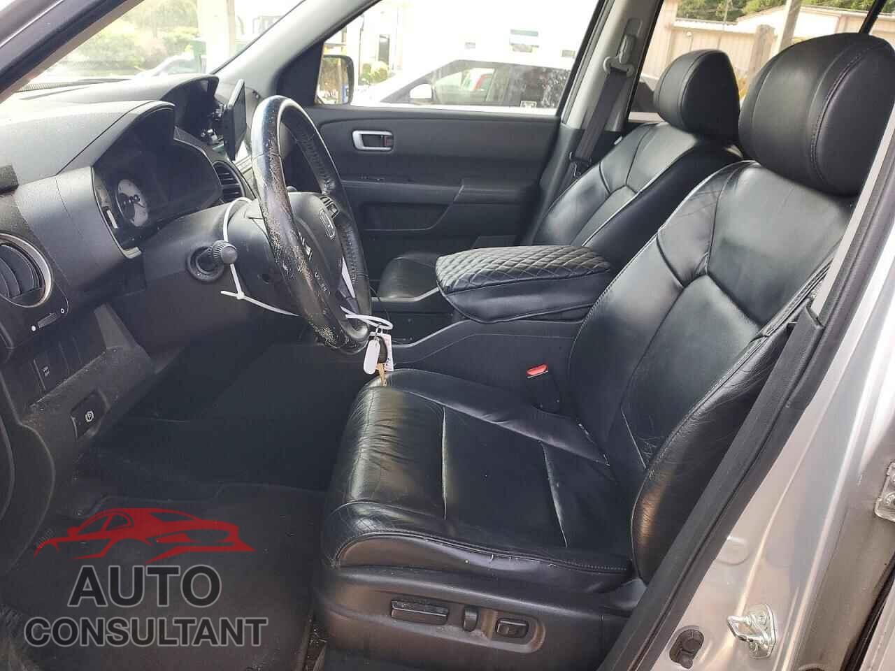HONDA PILOT 2011 - 5FNYF3H72BB032697
