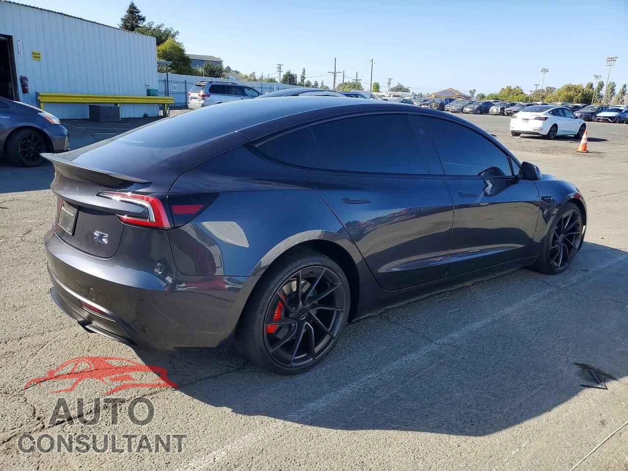 TESLA MODEL 3 2024 - 5YJ3E1ET7RF783632