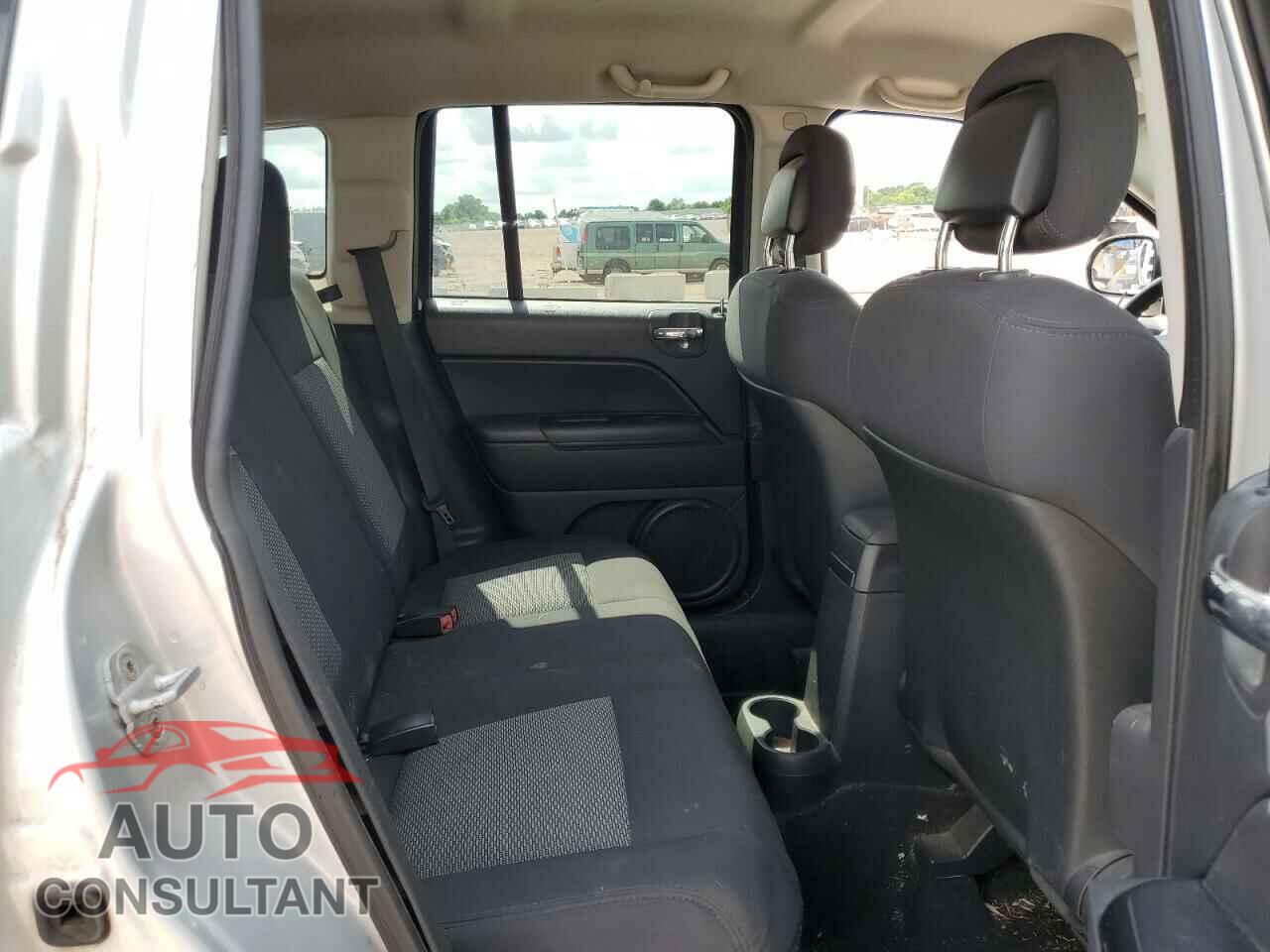 JEEP COMPASS 2010 - 1J4NT4FB5AD601888