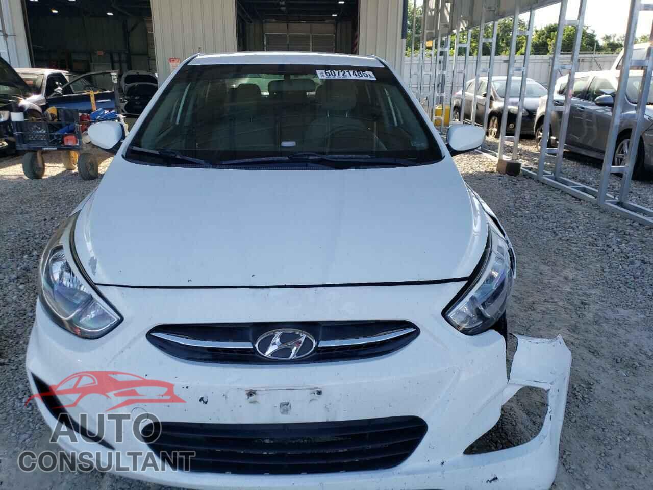 HYUNDAI ACCENT 2017 - KMHCT4AE2HU171256