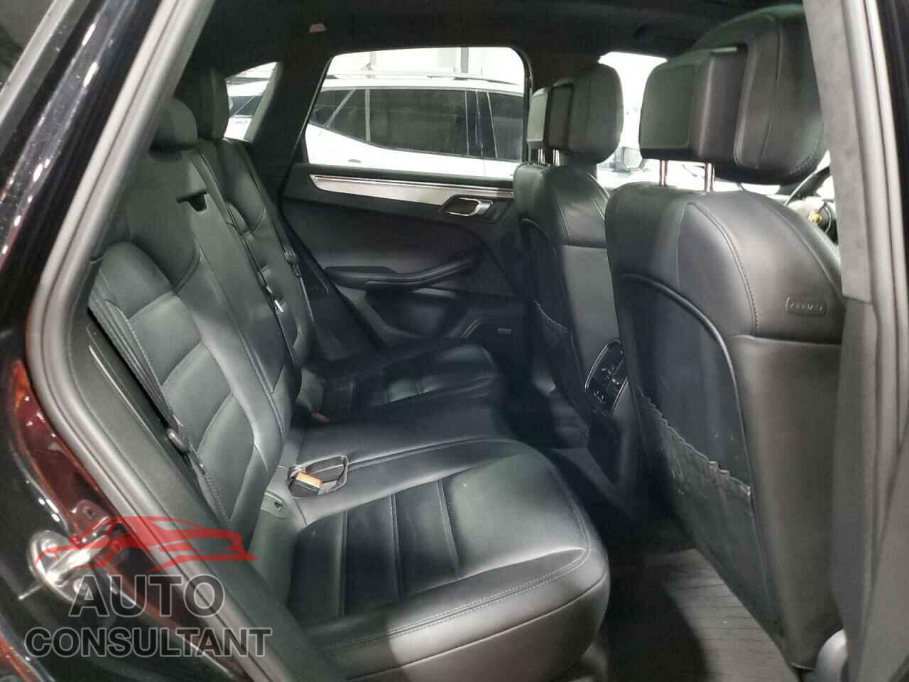 PORSCHE MACAN 2016 - WP1AF2A55GLB94508
