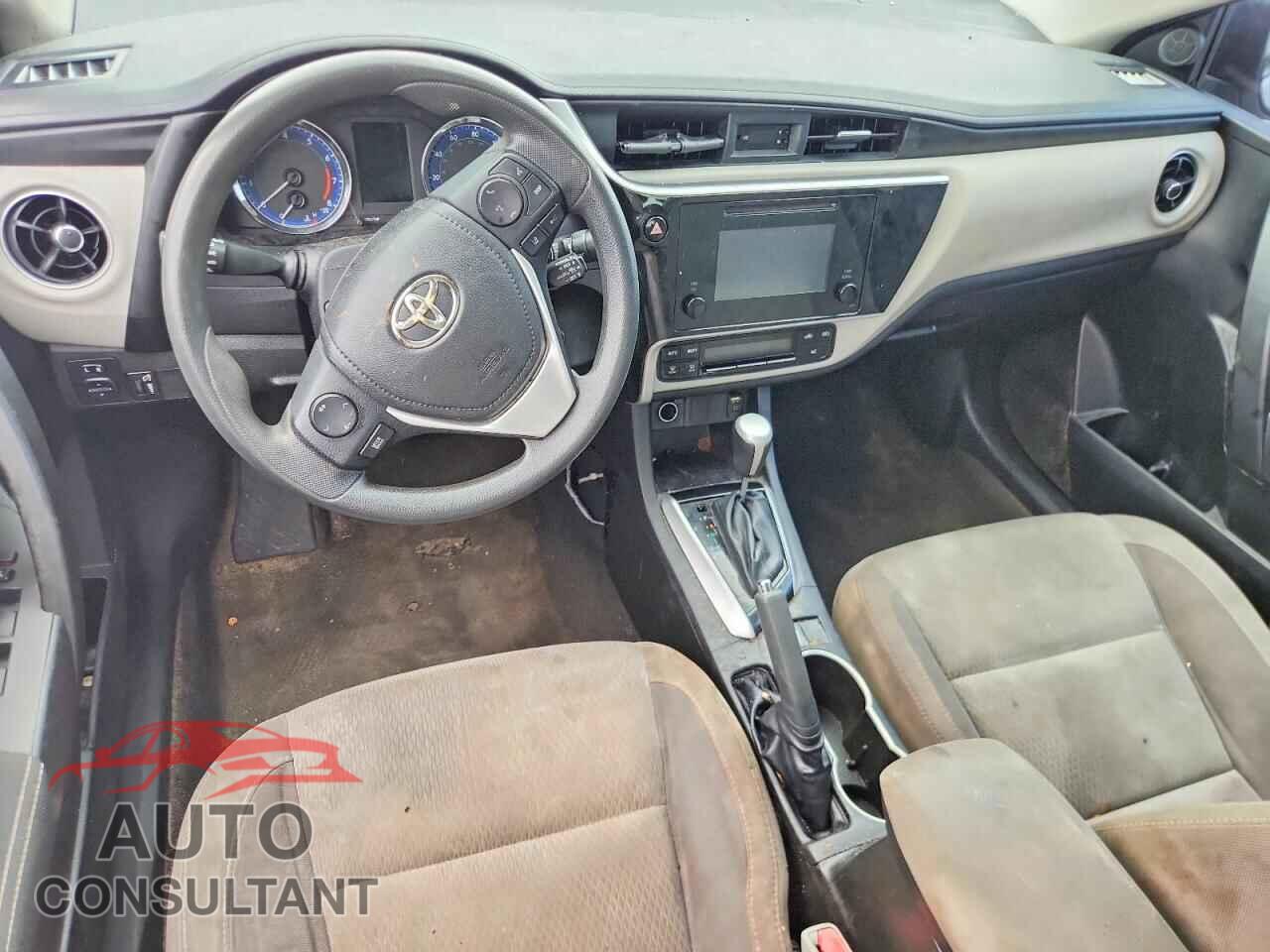 TOYOTA COROLLA 2018 - 5YFBURHE1JP782009
