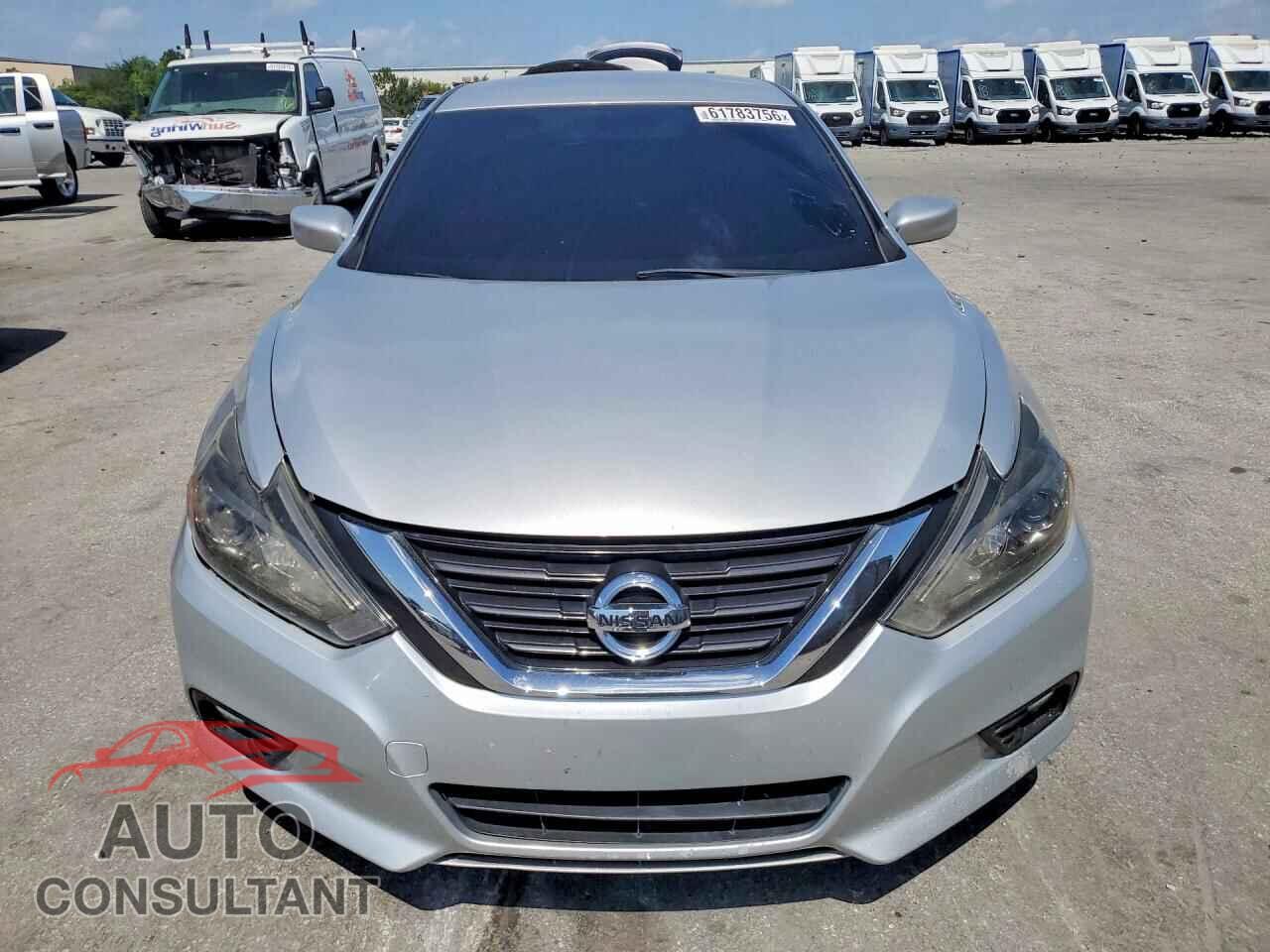 NISSAN ALTIMA 2017 - 1N4AL3AP8HC275155