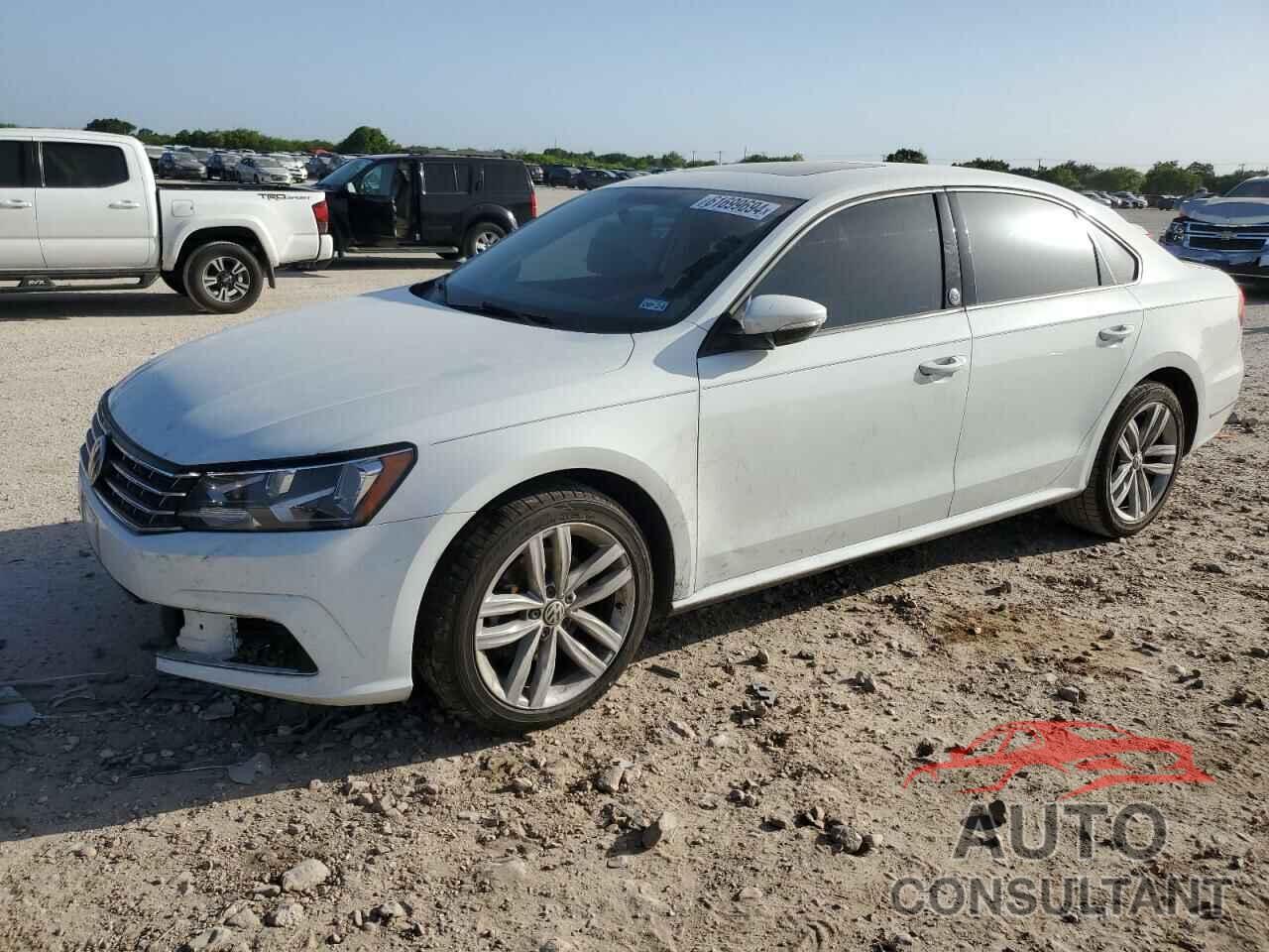 VOLKSWAGEN PASSAT 2019 - 1VWLA7A33KC005686