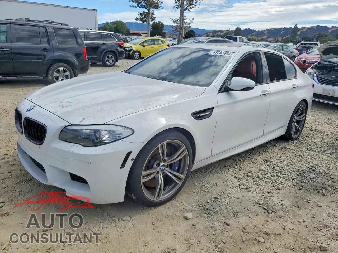 BMW M5 2013 - WBSFV9C5XDC774051