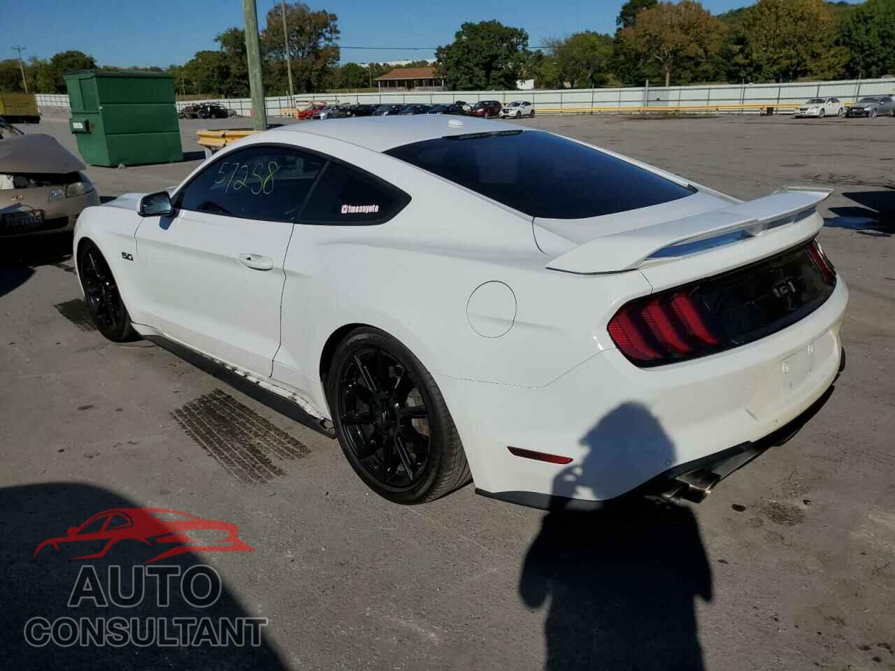 FORD MUSTANG 2018 - 1FA6P8CF9J5127795