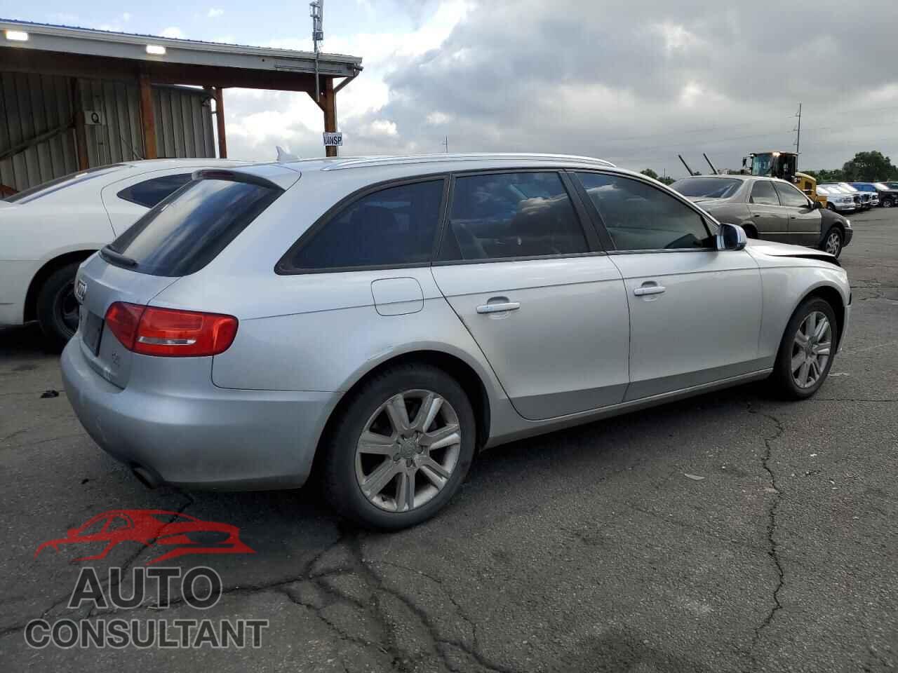 AUDI A4 2011 - WAUSFAFLXBA044578
