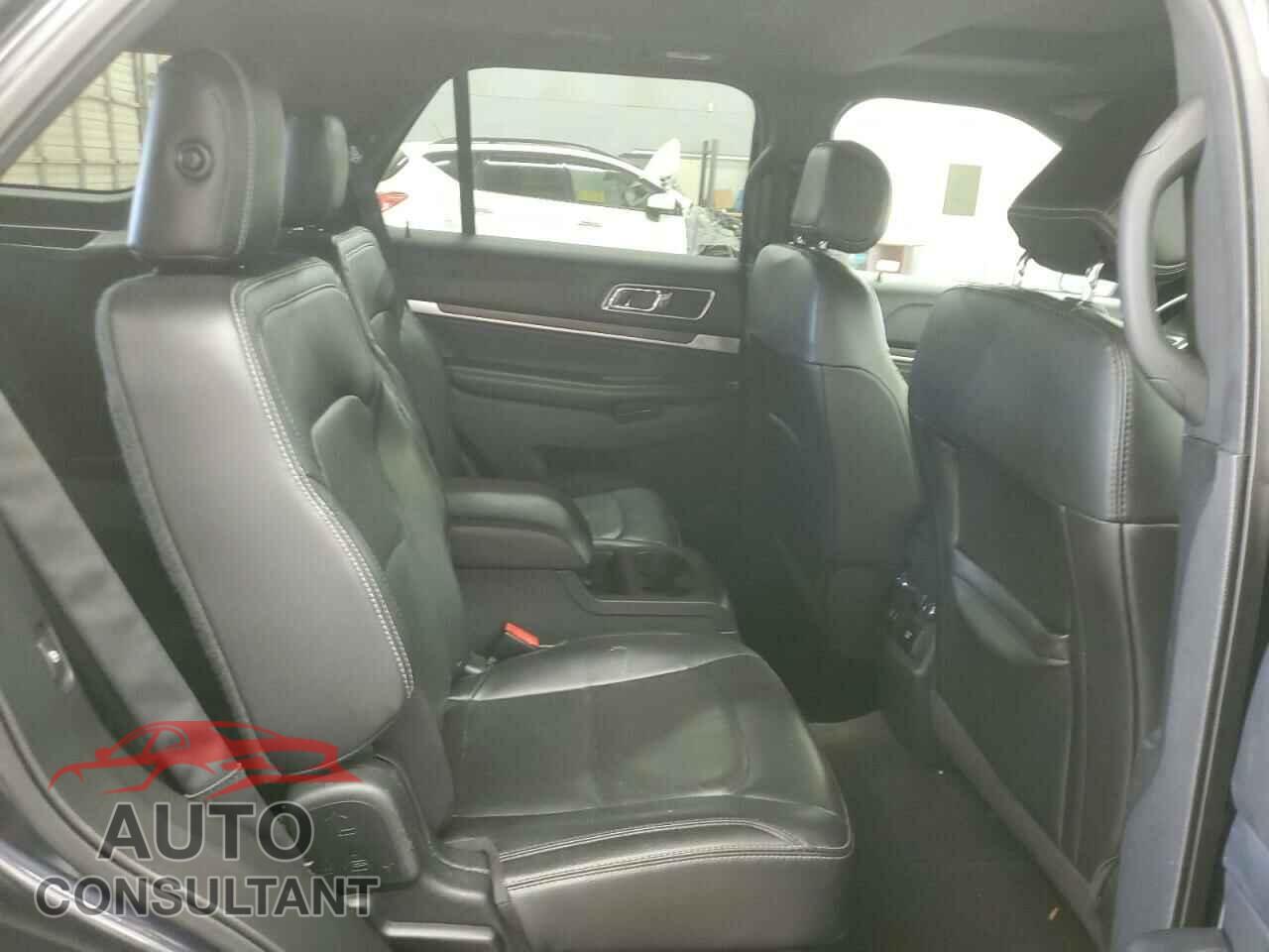 FORD EXPLORER 2017 - 1FM5K8F81HGE26564