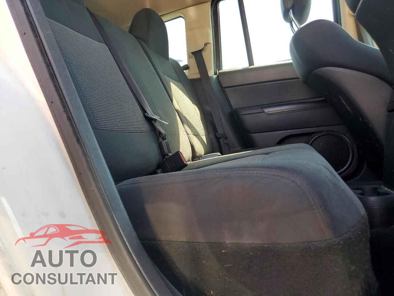 JEEP COMPASS 2011 - 1J4NT1FA0BD290376