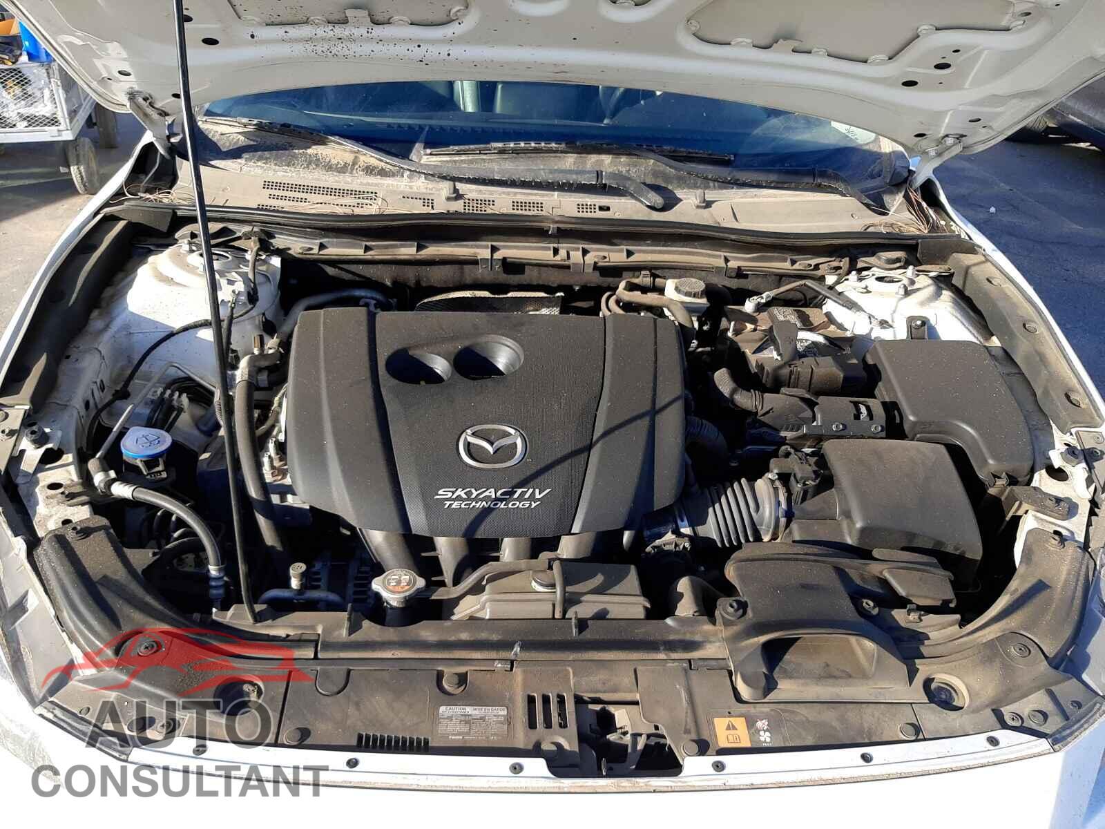 MAZDA 3 2017 - 3MZBN1V78HM126344