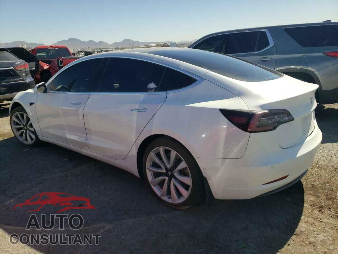 TESLA MODEL 3 2018 - 5YJ3E1EBXJF067769