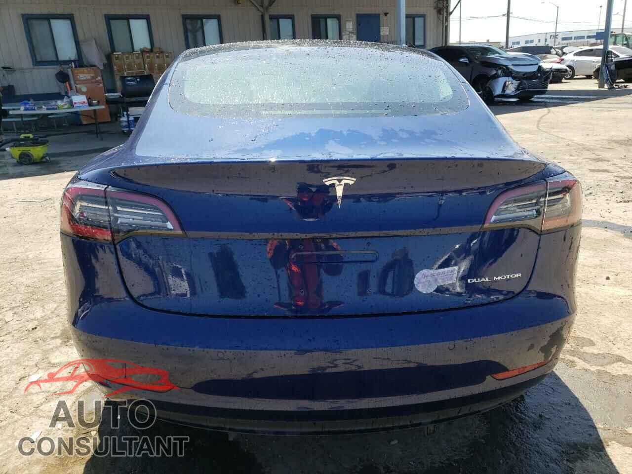 TESLA MODEL 3 2018 - 5YJ3E1EB7JF091902