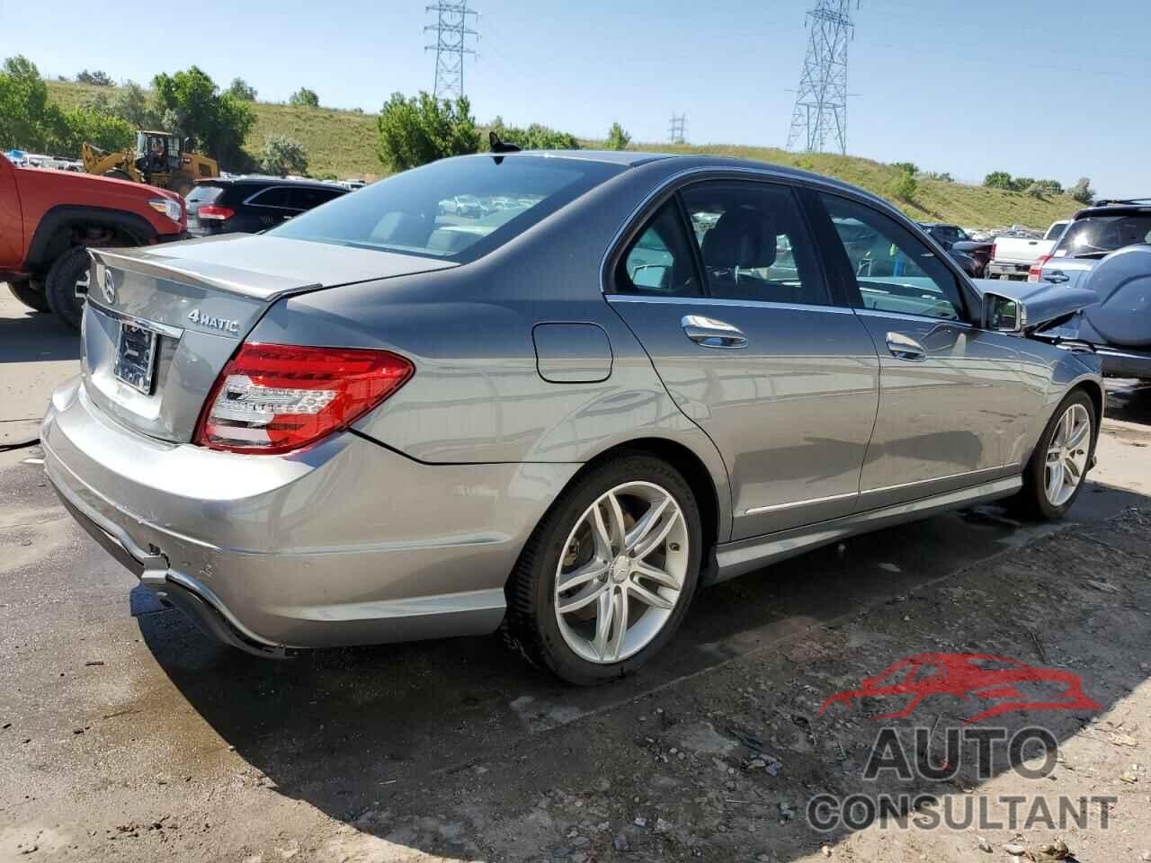 MERCEDES-BENZ C-CLASS 2013 - WDDGF8AB8DR297960