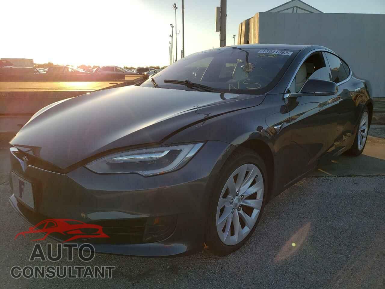 TESLA MODEL S 2017 - 5YJSA1E16HF188968