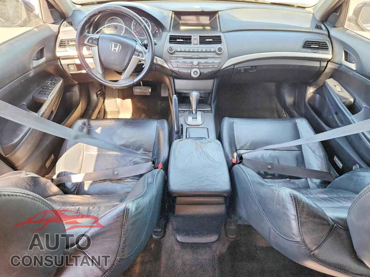 HONDA ACCORD 2011 - 1HGCP2F64BA122004