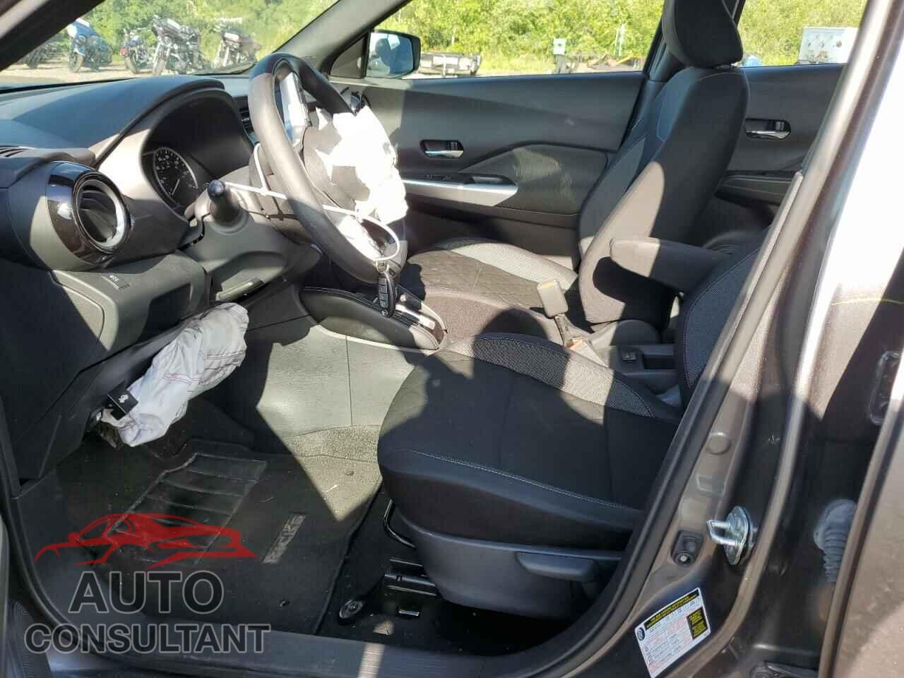 NISSAN KICKS 2019 - 3N1CP5CU3KL528712