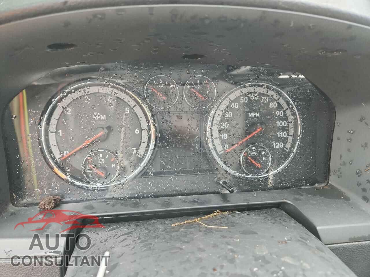 DODGE RAM 1500 2012 - 1C6RD7NT5CS112235