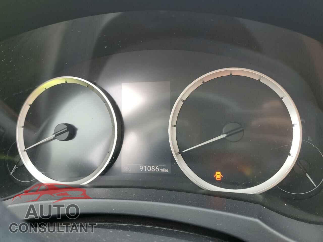 LEXUS IS 2015 - JTHCF1D25F5020400