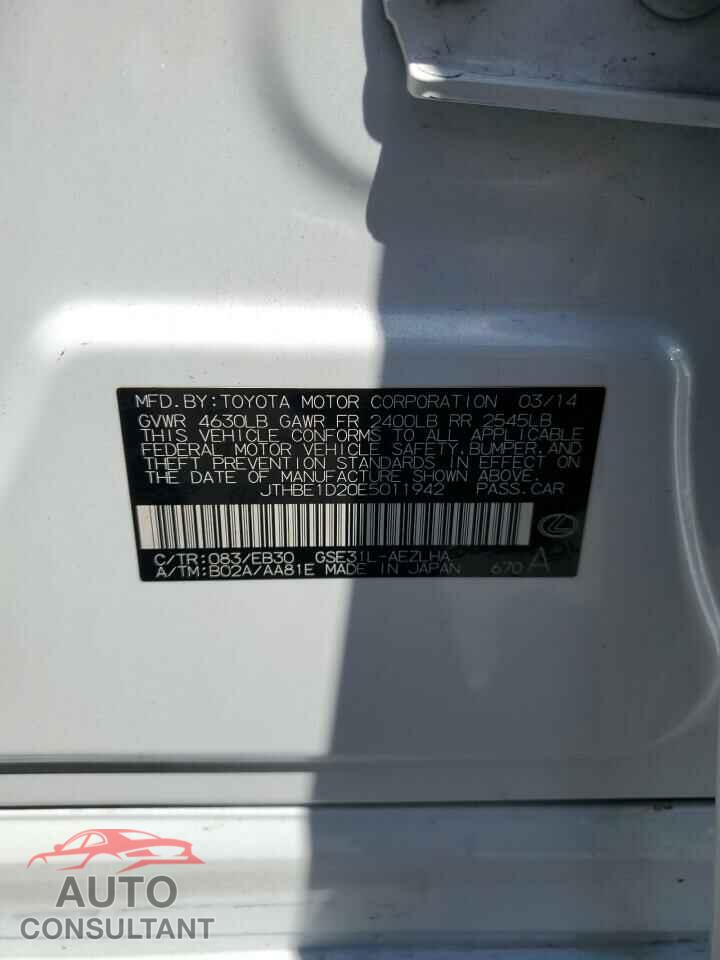 LEXUS IS 2014 - JTHBE1D20E5011942
