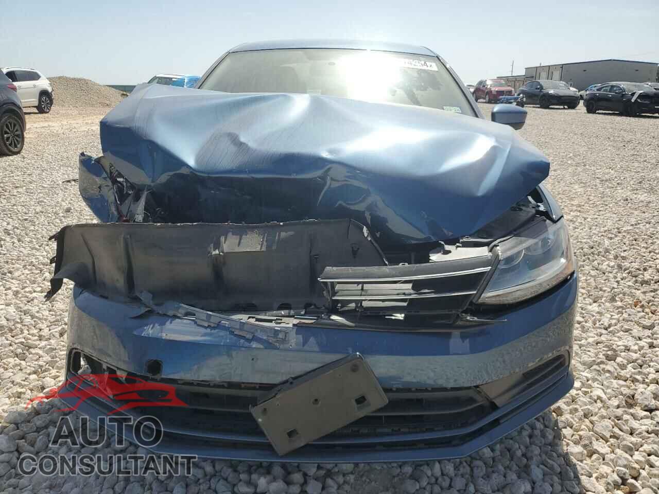 VOLKSWAGEN JETTA 2017 - 3VW2B7AJ3HM227191