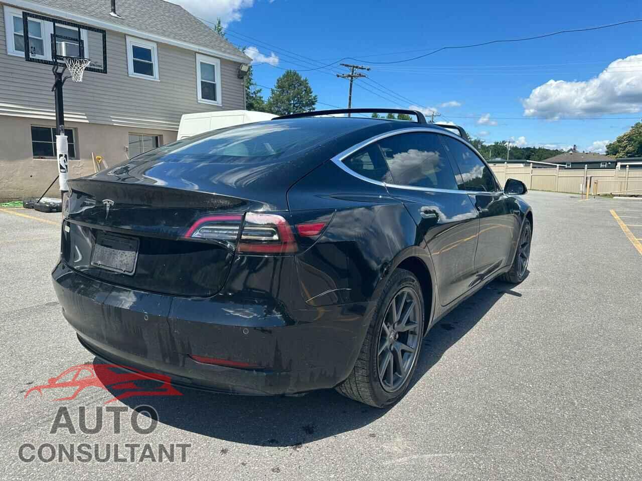 TESLA MODEL 3 2020 - 5YJ3E1EAXLF634623