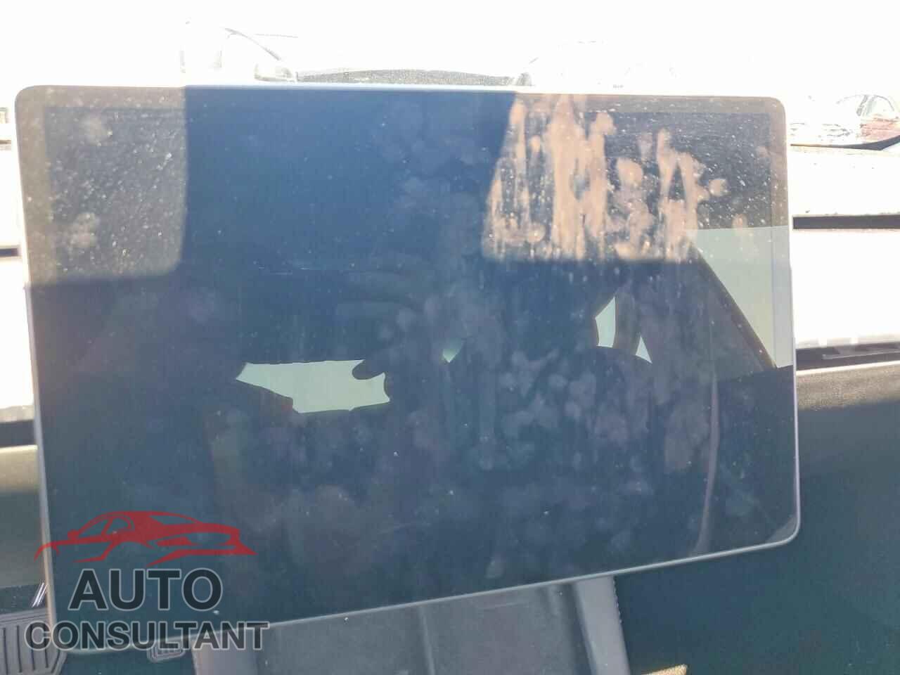 TESLA MODEL 3 2023 - 5YJ3E1EA7PF476523
