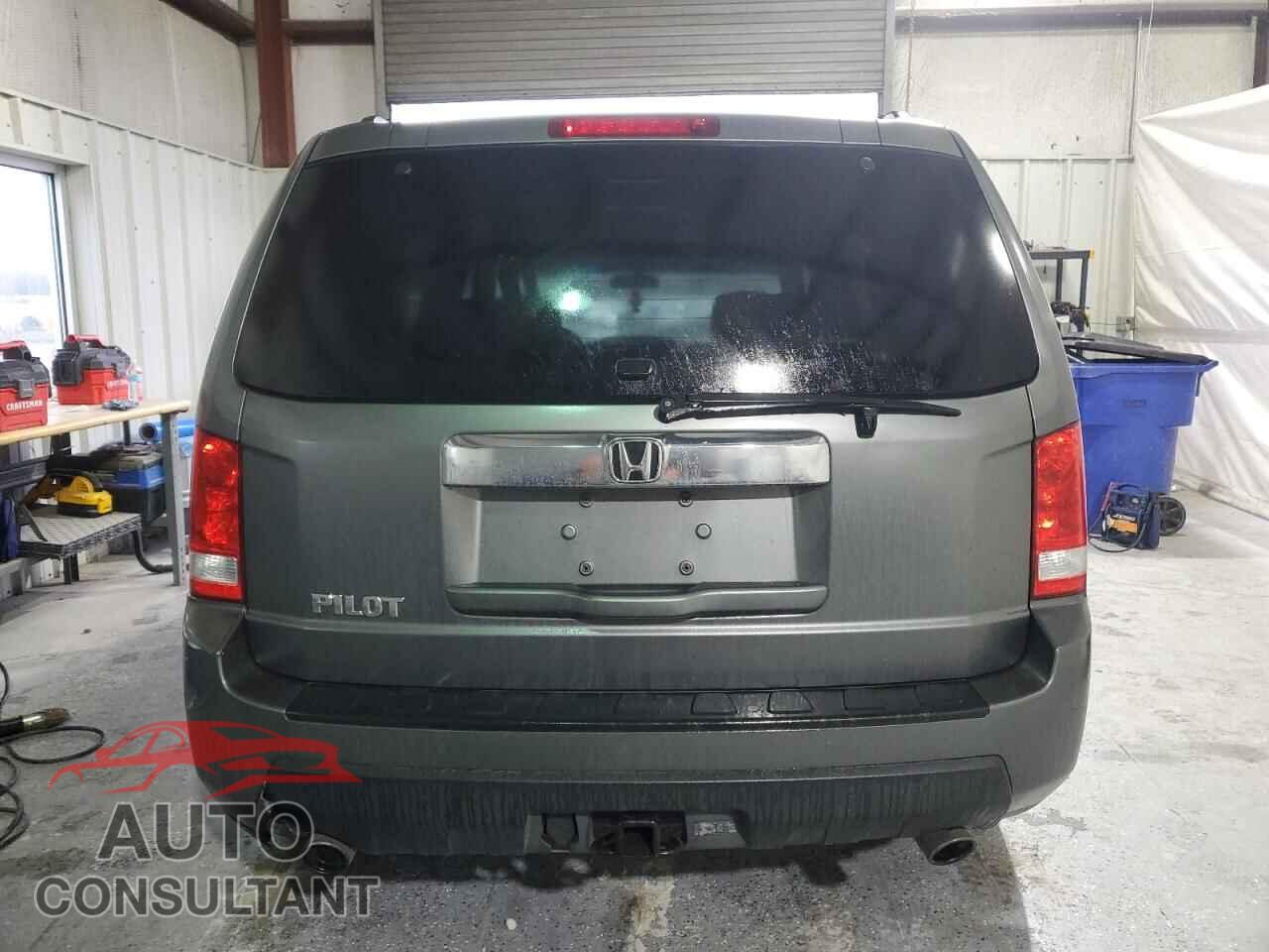 HONDA PILOT 2009 - 5FNYF38419B012084