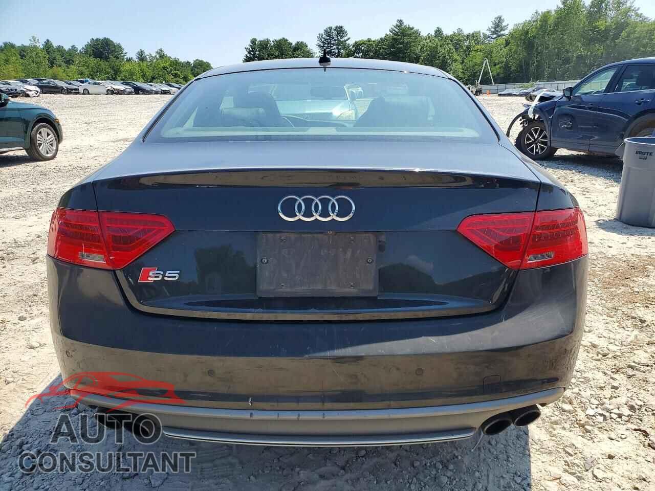 AUDI S5/RS5 2013 - WAUCGAFR7DA006556