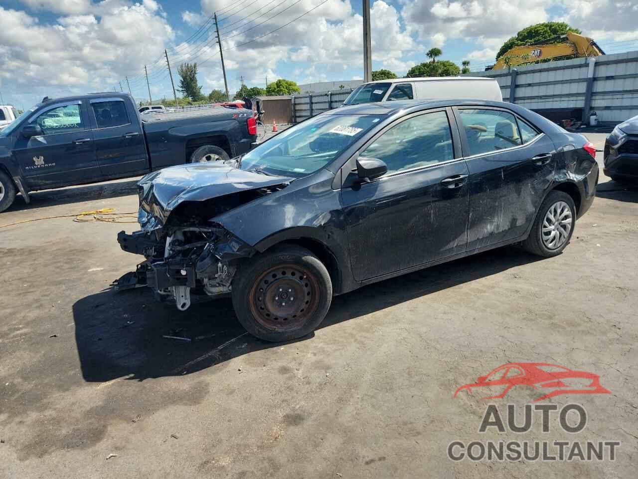 TOYOTA COROLLA 2018 - 5YFBURHEXJP813614