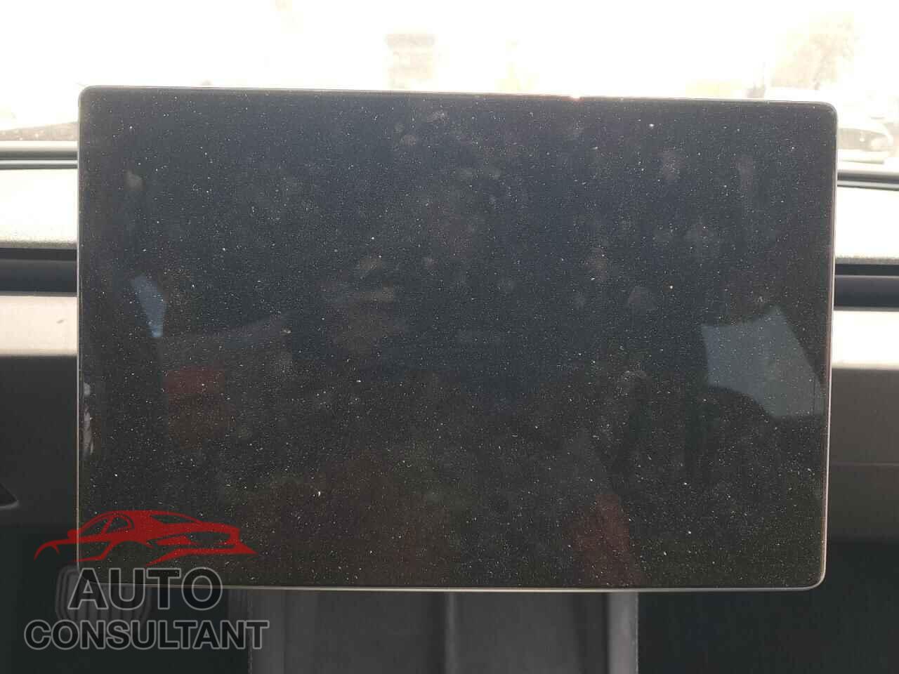 TESLA MODEL 3 2025 - 5YJ3E1EA7SF906902