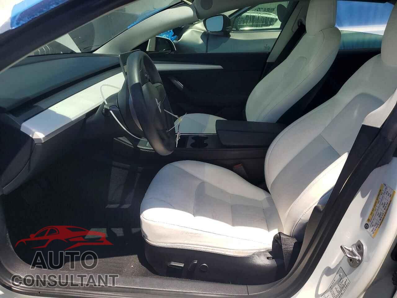 TESLA MODEL 3 2022 - 5YJ3E1EA5NF373582