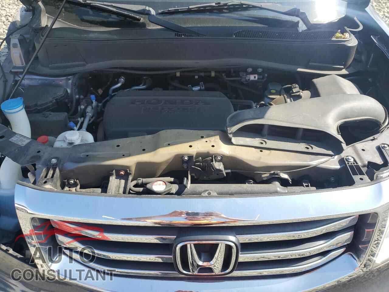 HONDA PILOT 2015 - 5FNYF4H36FB055148
