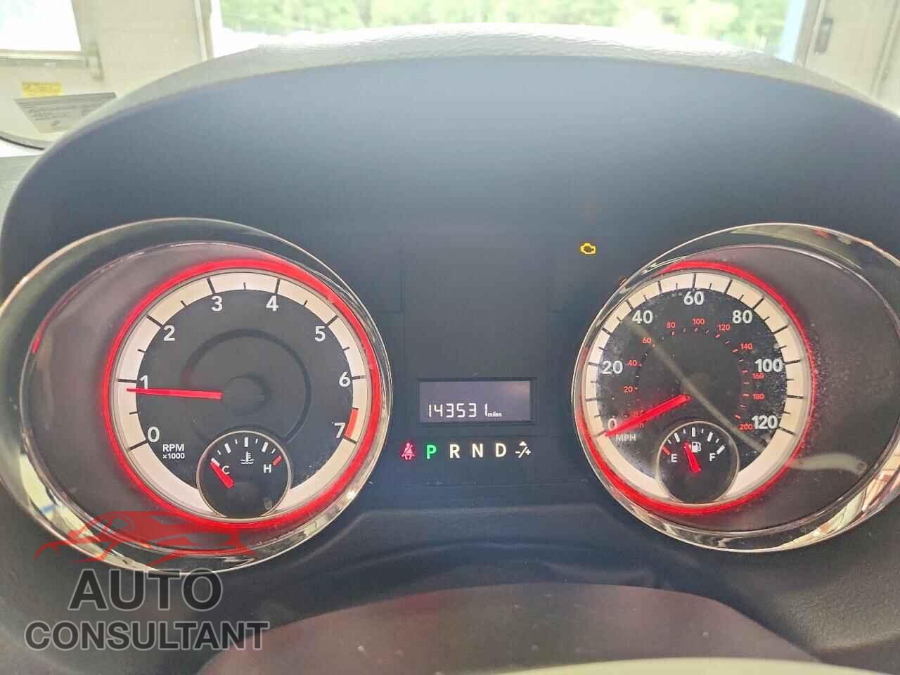 DODGE CARAVAN 2013 - 2C4RDGBG5DR758457