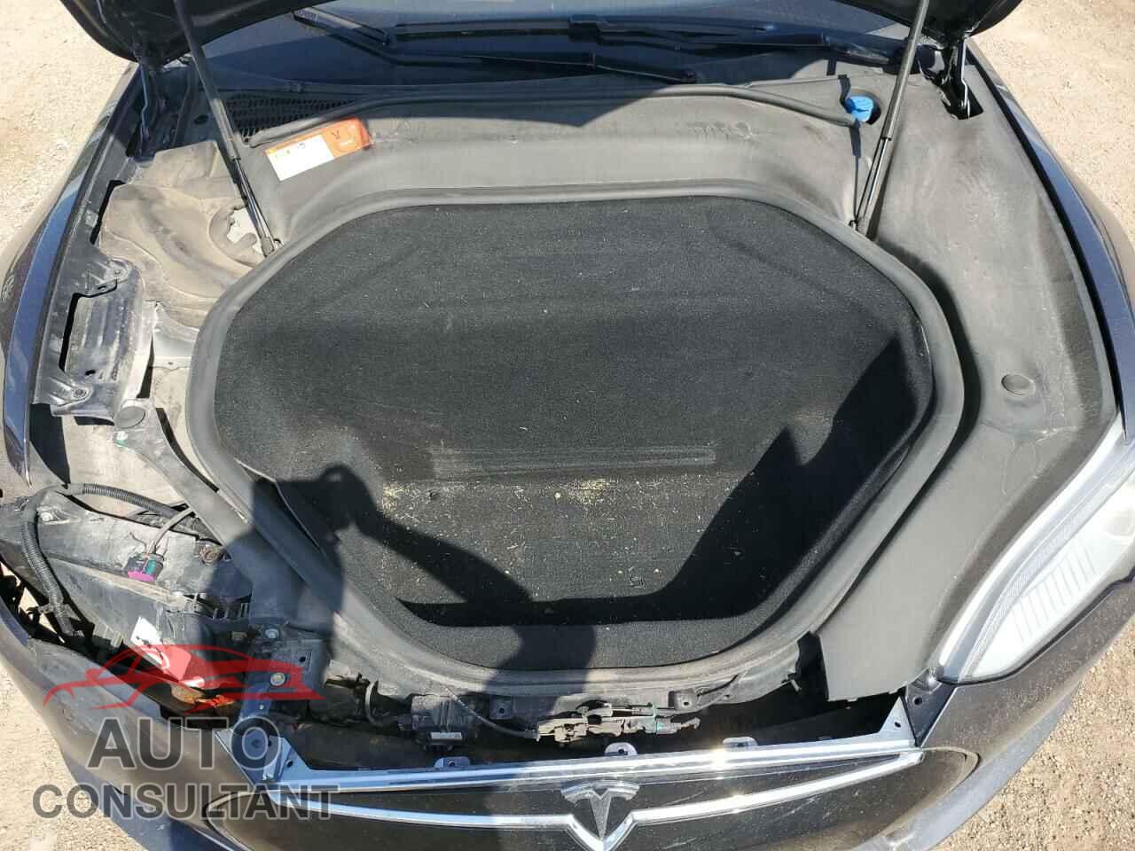 TESLA MODEL S 2015 - 5YJSA1E23FF118933