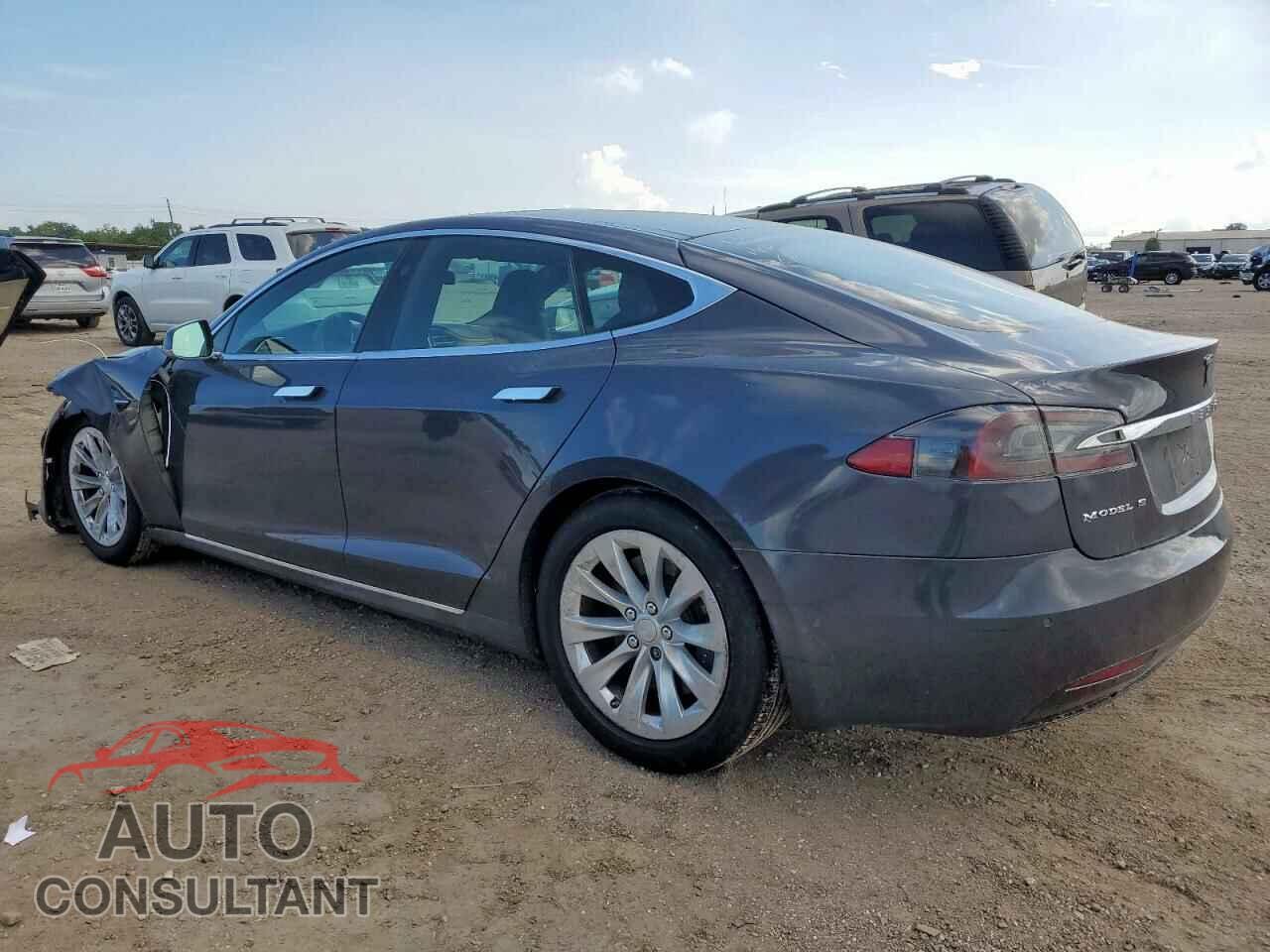 TESLA MODEL S 2017 - 5YJSA1E27HF180483