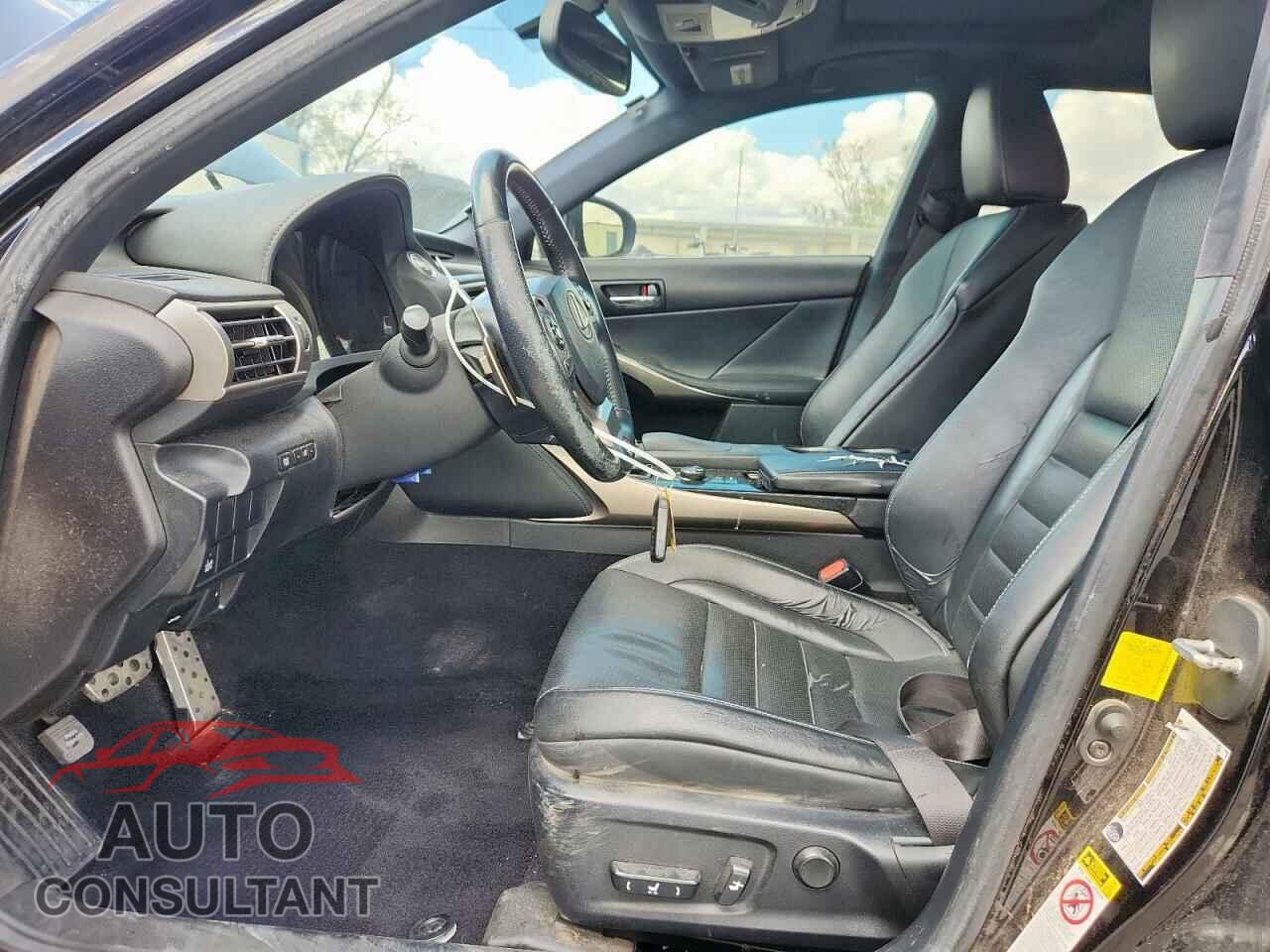 LEXUS IS 2014 - JTHBF1D2XE5013730