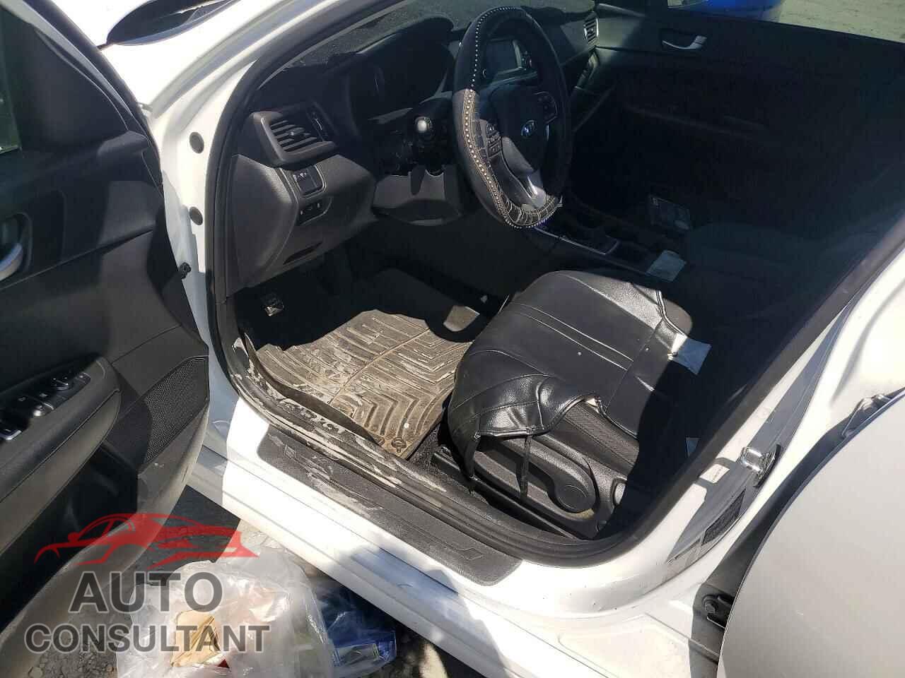 KIA OPTIMA 2017 - 5XXGT4L30HG166323