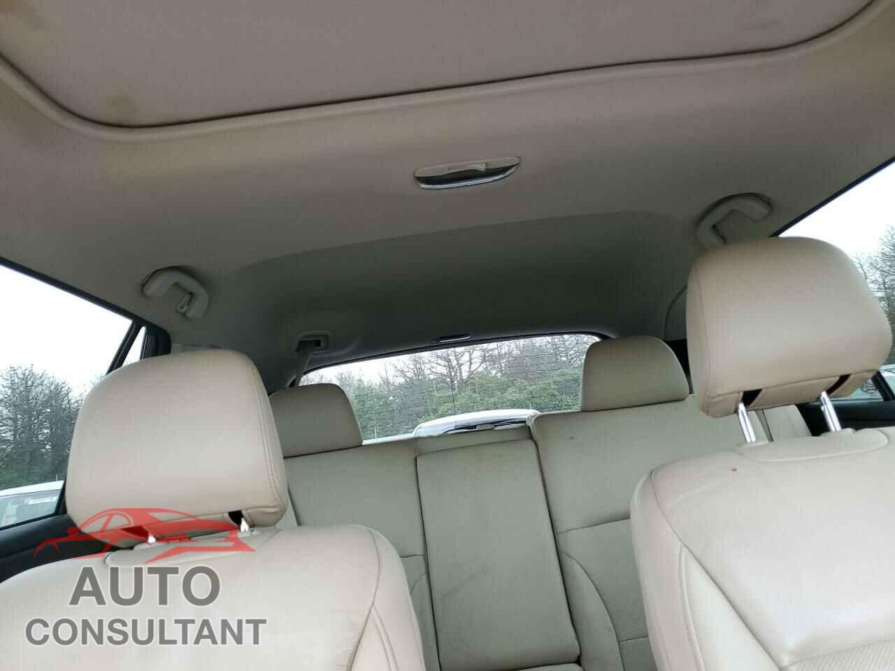 SUBARU OUTBACK 2016 - 4S4BSENC4G3322003
