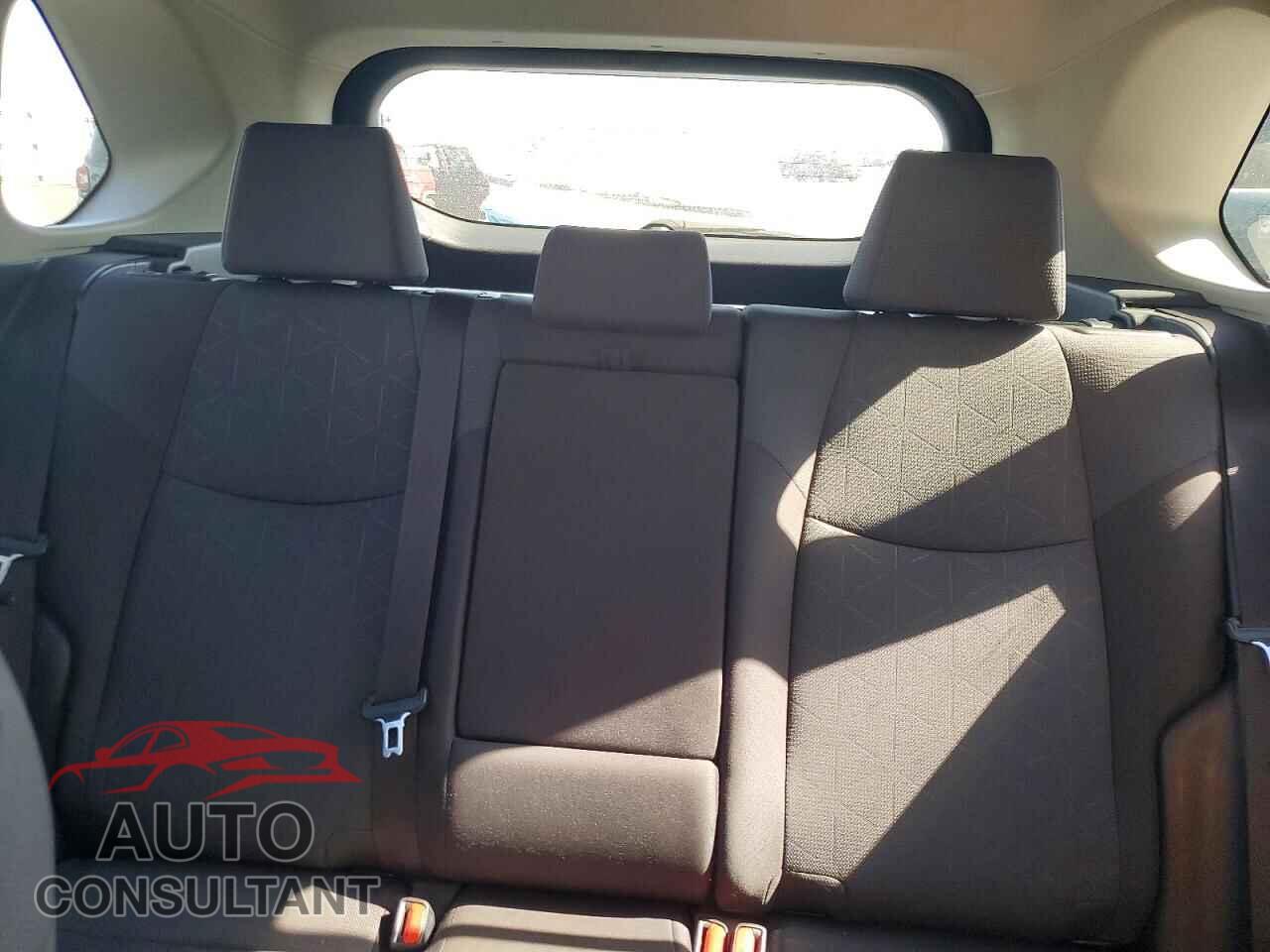 TOYOTA RAV4 2019 - JTMP1RFV7KD019305