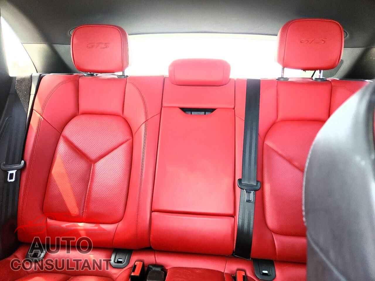 PORSCHE MACAN 2017 - WP1AG2A55HLB53729