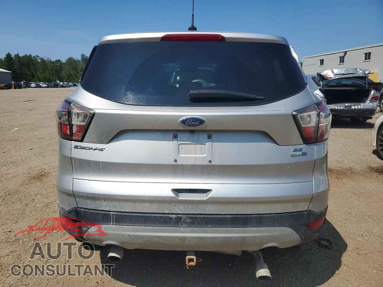 FORD ESCAPE 2017 - 1FMCU9GD8HUB11233