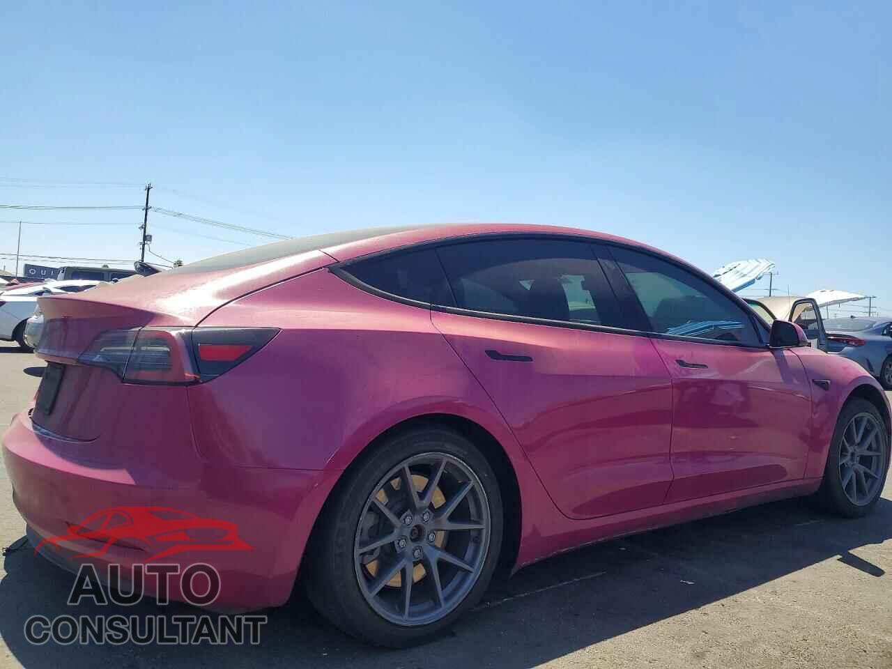 TESLA MODEL 3 2021 - 5YJ3E1EB3MF872405