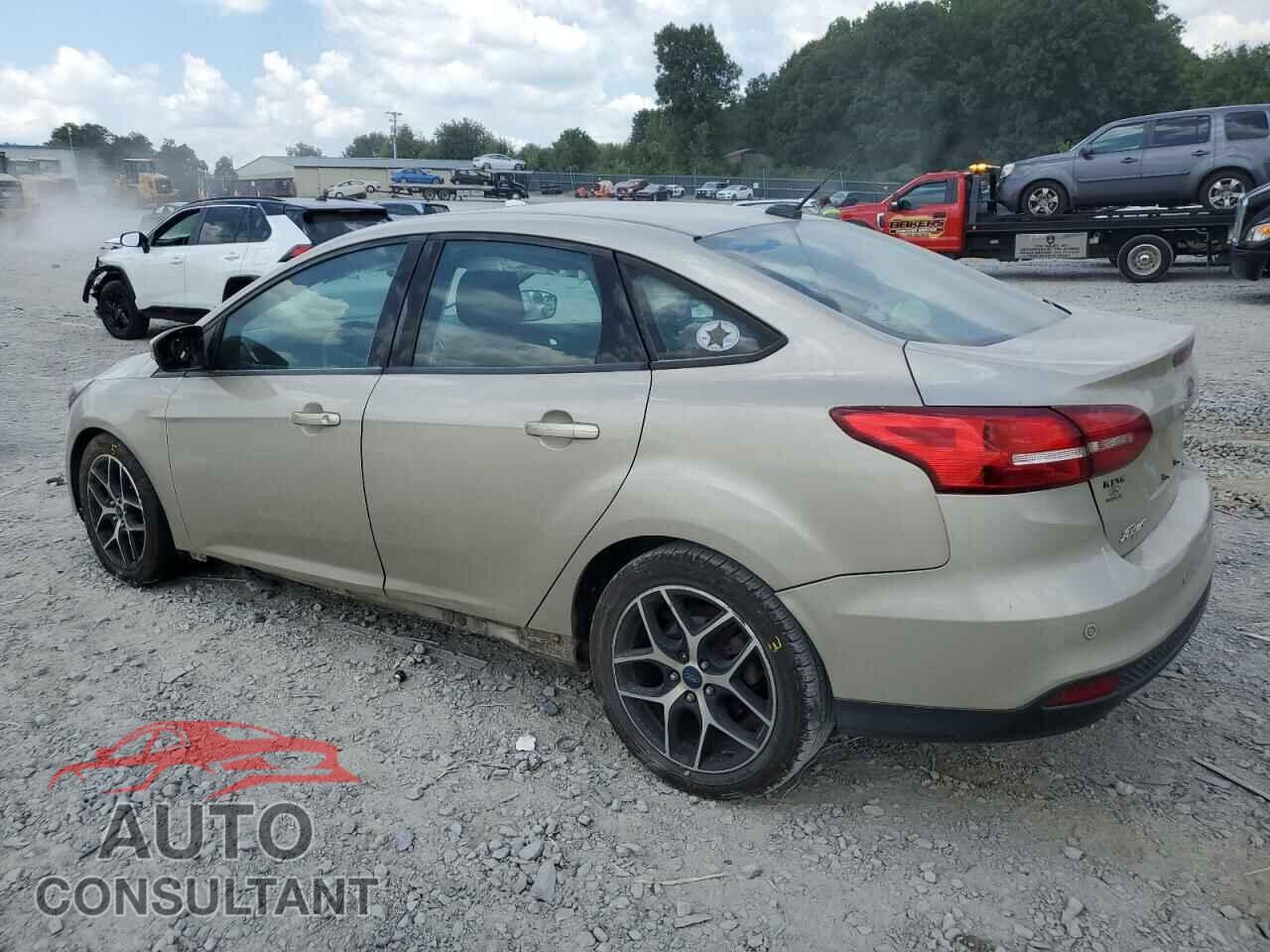 FORD FOCUS 2018 - 1FADP3H26JL208572