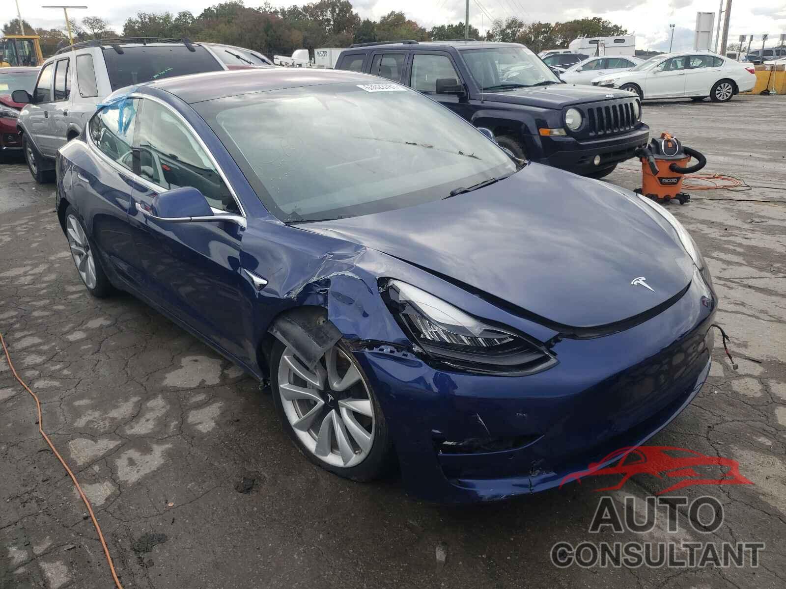 TESLA MODEL 3 2018 - 5YJ3E1EA4JF032927