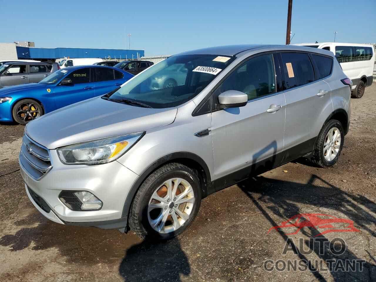 FORD ESCAPE 2017 - 1FMCU0GDXHUD52044