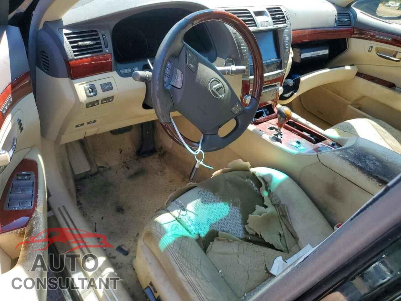 LEXUS LS460 2011 - JTHCL5EF7B5010950