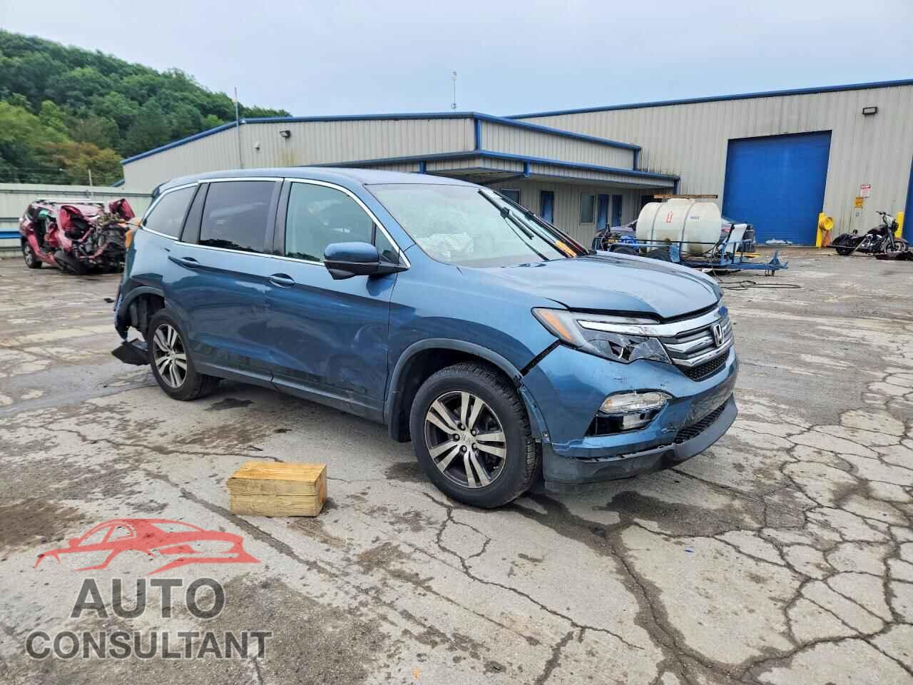 HONDA PILOT 2017 - 5FNYF6H53HB039697